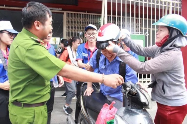 Thi THPT quốc gia 2019: Những thí sinh ai gặp cũng nể