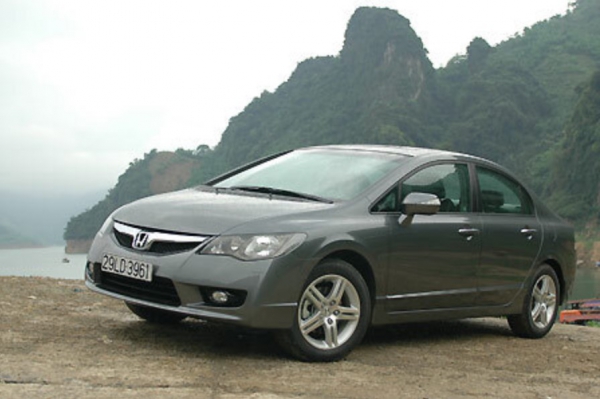 Honda Civic 2010 giá bao nhiêu?