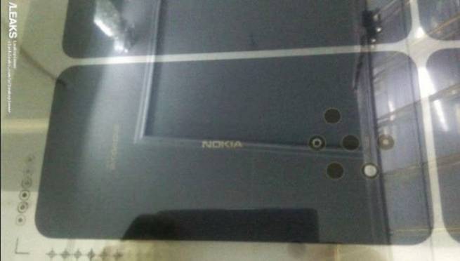Nokia 9 bất ngờ lộ h&igrave;nh ảnh mặt lưng với thiết kế&hellip; 5 camera?
