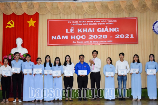 Trường Cao đẳng Cộng đồng Sóc Trăng Chào đón trên 200 tân sinh viên năm học 2020 - 2021