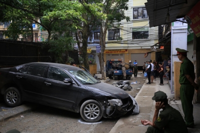 Bất ngờ thân thế người phụ nữ chạy Camry lùi xe tông chết người