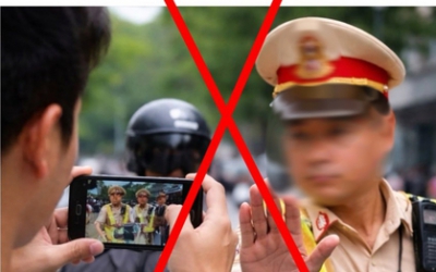Cục CSGT n&oacute;i g&igrave; về th&ocirc;ng tin xử phạt 5 triệu đồng khi chưa được ph&eacute;p quay video CSGT?