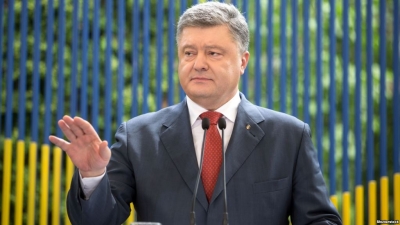 Ukraine: Poroshenko lệnh cho vây cánh lôi kéo cử tri của Zelensky