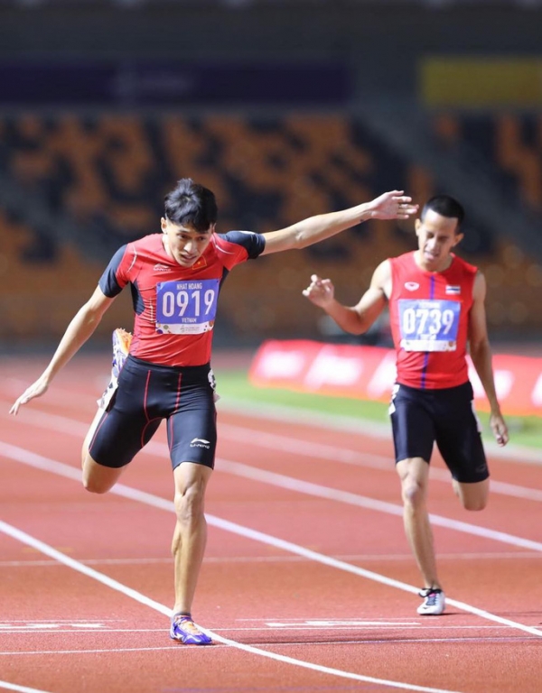 &quot;Người múa quạt&quot; Trần Nhật Hoàng và hat-trick vàng SEA Games 30