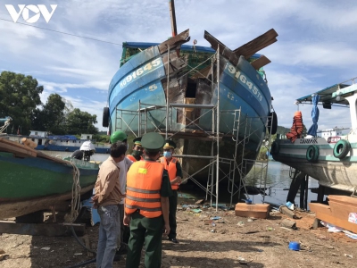 Kiên Giang tìm được phương tiện va chạm gây nghiêng đổ trụ điện trên biển