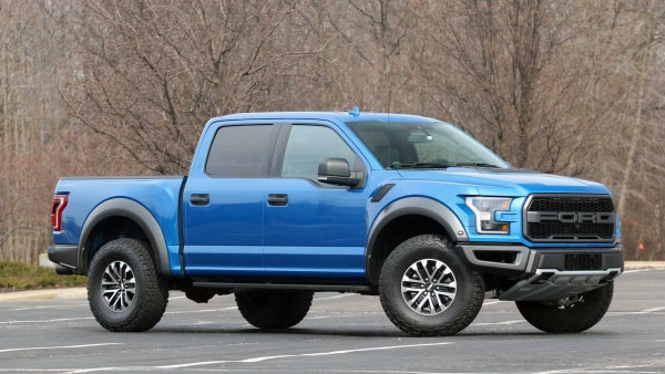 Ford F-150 Raptor sẽ xuất hiện thêm phiên bản động cơ V8 mạnh mẽ