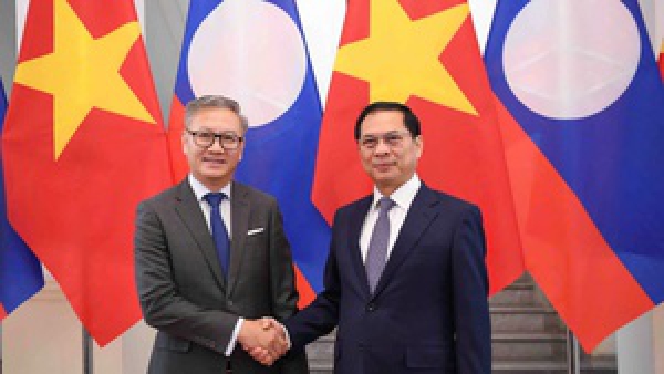 Kết nối hai nền kinh tế Việt Nam – Lào sớm đạt mục tiêu kim ngạch thương mại 5 tỷ USD