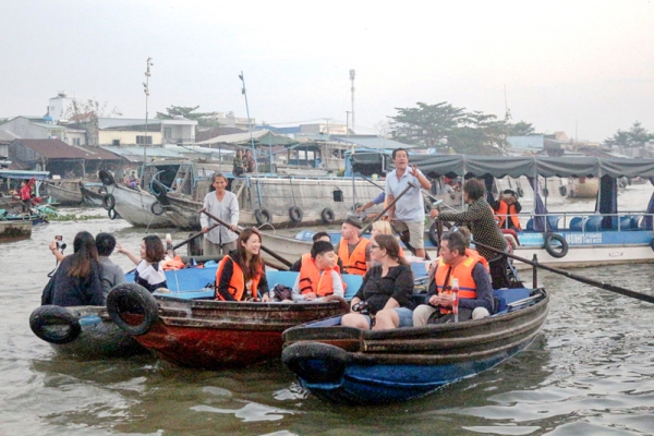 Nâng tầm phát triển du lịch