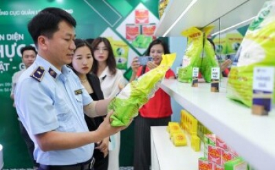 Xử l&yacute; h&agrave;ng h&oacute;a vi phạm sở hữu tr&iacute; tuệ: Cần mạnh tay để kh&ocirc;ng &ldquo;nhờn luật&rdquo;