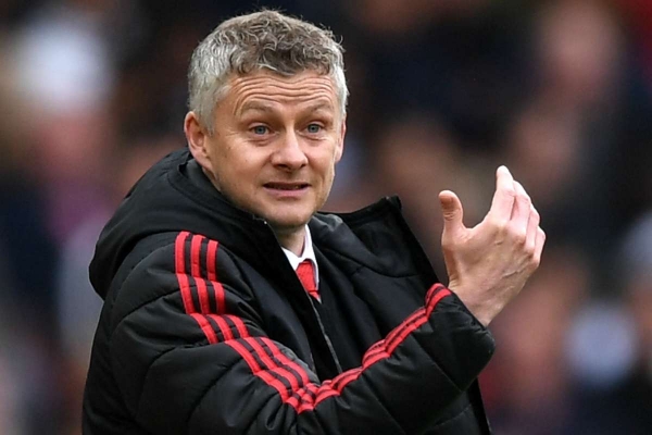 HLV Solskjaer xát muối vào nỗi đau 30 năm của Liverpool