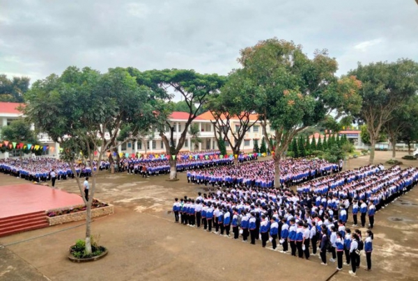 Lâm Đồng: Nhiều học sinh có dấu hiệu ngộ độc sau khi uống trà sữa