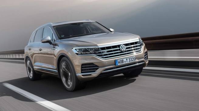 SUV hot sắp bán tại Việt Nam Volkswagen Touareg có thêm bản máy dầu V8