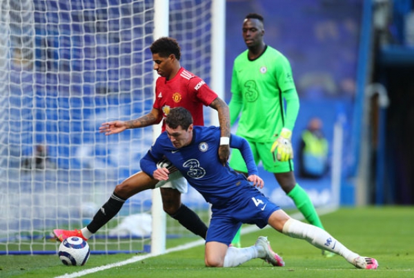 Man United khó thăng hoa tại Stamford Bridge