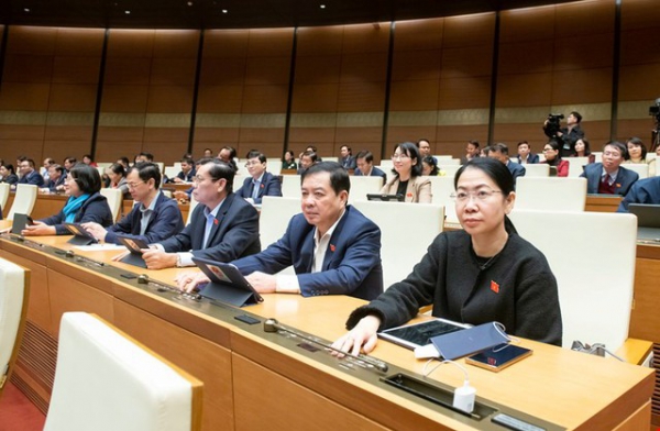 Quốc hội thống nhất đổi tên “kỳ họp bất thường” thành “kỳ họp không thường lệ”