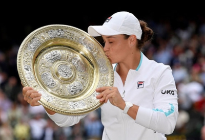 Ashleigh Barty đăng quang &quot;ngôi hậu&quot; Wimbledon 2021