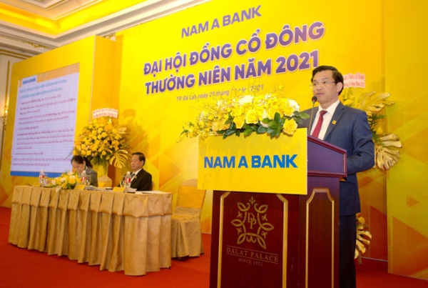 Nam A Bank chia cổ tức gần 15% bằng cổ phiếu, sớm chuyển sàn lên HoSE