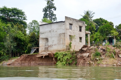 Chủ động ứng phó sạt lở