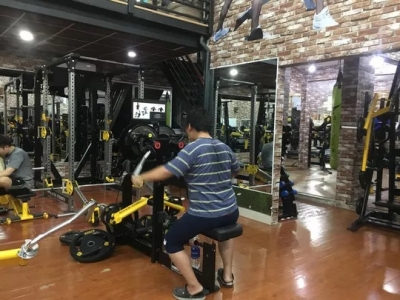 Tập gym: Người khỏe, kẻ chấn thương