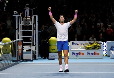 Nadal nối bước Djokovic, bị loại sớm khỏi ATP Finals 2019