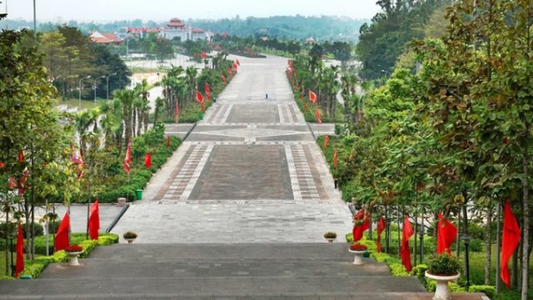 Tạm dừng các hoạt động kinh doanh, dịch vụ tại Đền Hùng