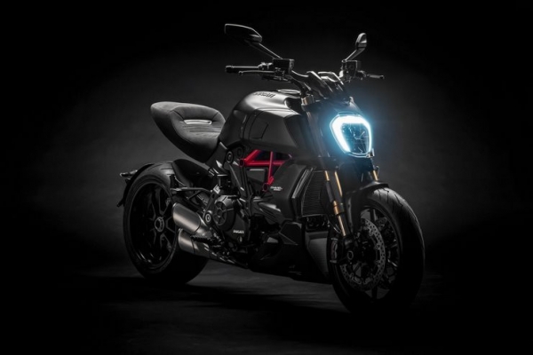 Mang thiết kế &#039;dị biệt&#039;, Ducati Diavel 1260 giành giải xuất sắc năm 2019