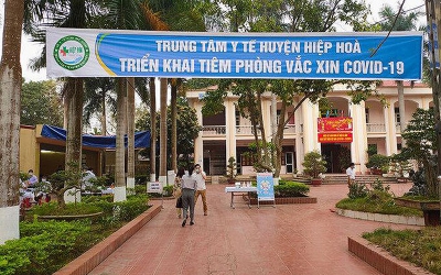 Công an điều tra một F0 trèo rào trốn khỏi khu cách ly