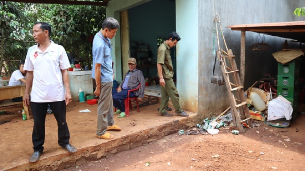 Nghi bạn thân &quot;cướp&quot; vợ, giết bạn rồi treo cổ tự tử