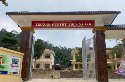 Vụ 2 nữ sinh lớp 8 bị &ldquo;bắt vợ&rdquo;: Nh&agrave; trường b&aacute;o c&aacute;o g&igrave; về sự việc?