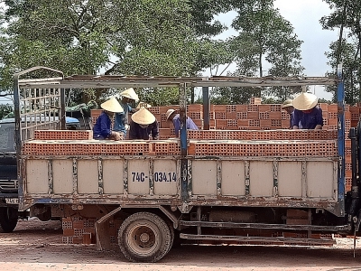 Quảng Trị: Giá gạch tuynel đột nhiên tăng cao