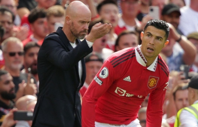 Ronaldo được “bật đèn xanh”, chờ chia tay Man United