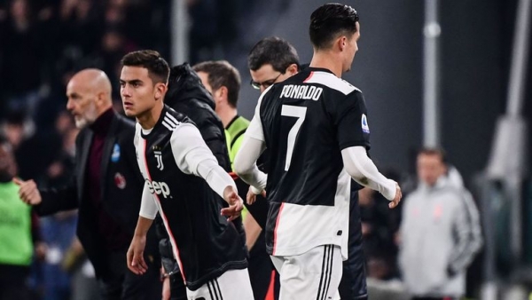 Juventus dậy sóng: Toàn đội &#039;đòi&#039; Ronaldo xin lỗi vì tự ý bỏ về