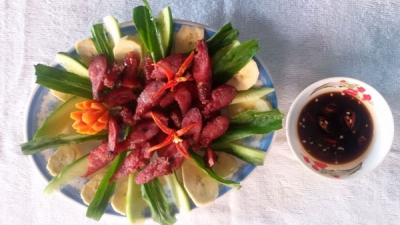 Tung lò mò – Món ăn đậm đà bản sắc dân tộc của người Chăm.