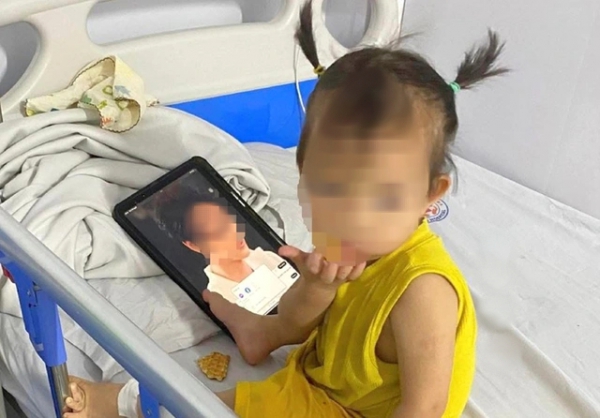 B&eacute; g&aacute;i 18 th&aacute;ng tuổi mất t&iacute;ch: Thi thể được t&igrave;m thấy c&aacute;ch nh&agrave; khoảng 300 m