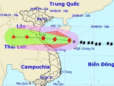 Bão số 4 di chuyển nhanh, đổ bộ vào Nghệ An-Quảng Bình trong sáng mai 30-8