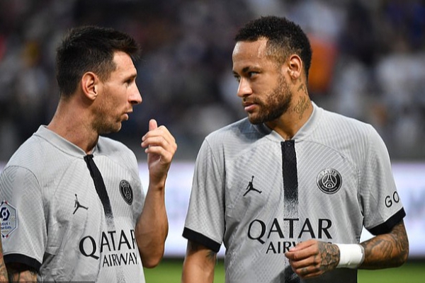 Messi, Neymar vắng mặt, Benzema sáng cửa giành Quả bóng vàng 2022