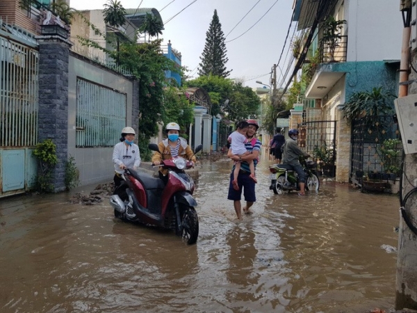 Triều cường đạt mức lịch sử, Cần Thơ cho học sinh nghỉ học