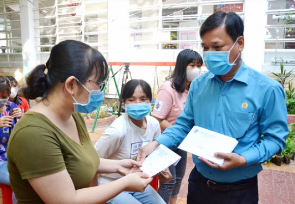 An Giang: San sẻ với giáo viên mầm non khó khăn