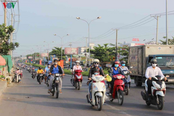 Quán cà phê, quán ăn ở Cần Thơ bị nhắc nhở vì tập trung quá 10 người