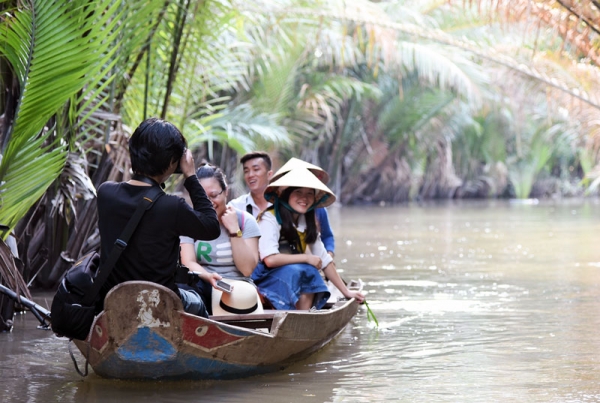 Trải nghiệm du lịch vườn dừa