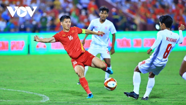 U23 Việt Nam 1-0 U23 Myanmar: Khi cần Hùng Dũng có, khi khó có Hùng Dũng!