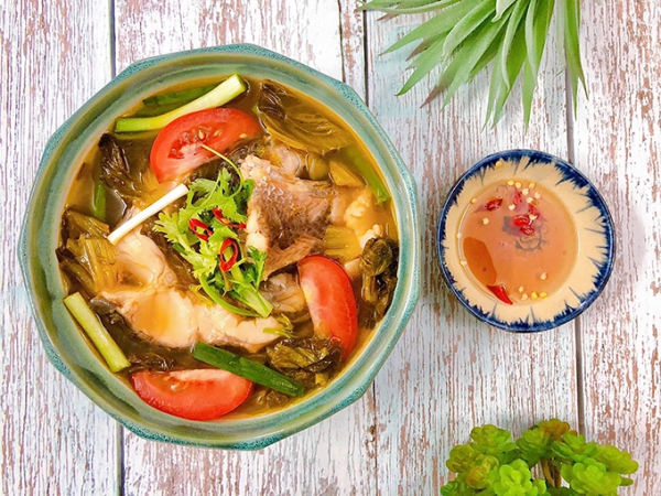 Canh cá lóc nấu dưa chua