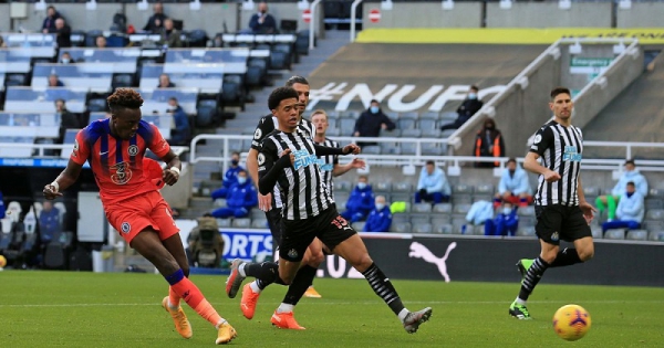 Vòng 9 Premier League: Chelsea thắng Newcastle 2-0 trên sân khách