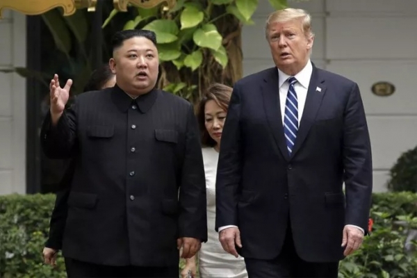 Báo Hàn Quốc: Ông Kim Jong-un mời ông Donald Trump tới Bình Nhưỡng