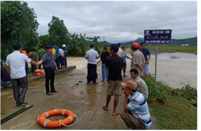 Nam thanh niên bị nước lũ cuốn chết đuối trên đường trở về nhà