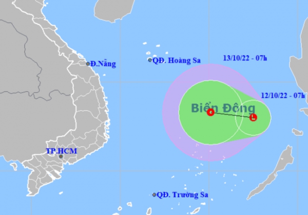 Áp thấp xuất hiện trên Biển Đông, cảnh báo mưa tới 600 mm ở miền Trung và Tây Nguyên