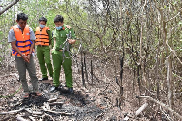 Bắt 3 đối tượng làm bậy tại công trình điện gió