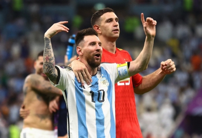 Argentina thoát án điều tra FIFA, Messi ung dung chờ đá bán kết