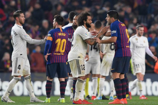 &quot;Siêu kinh điển&quot; bị hoãn, Real Madrid và Barcelona gặp khó