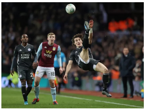 Thắng nghẹt thở Leicester, Aston Villa vào chung kết League Cup