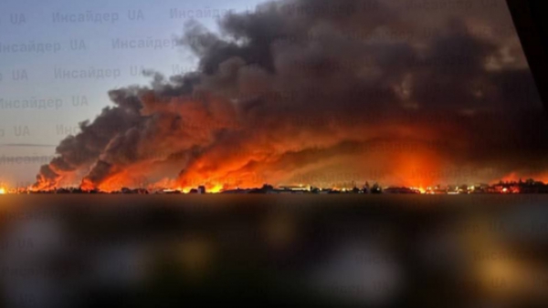 Nga tấn c&ocirc;ng Kiev suốt đ&ecirc;m, ngay sau cuộc điện đ&agrave;m giữa tổng thống Nga - Mỹ